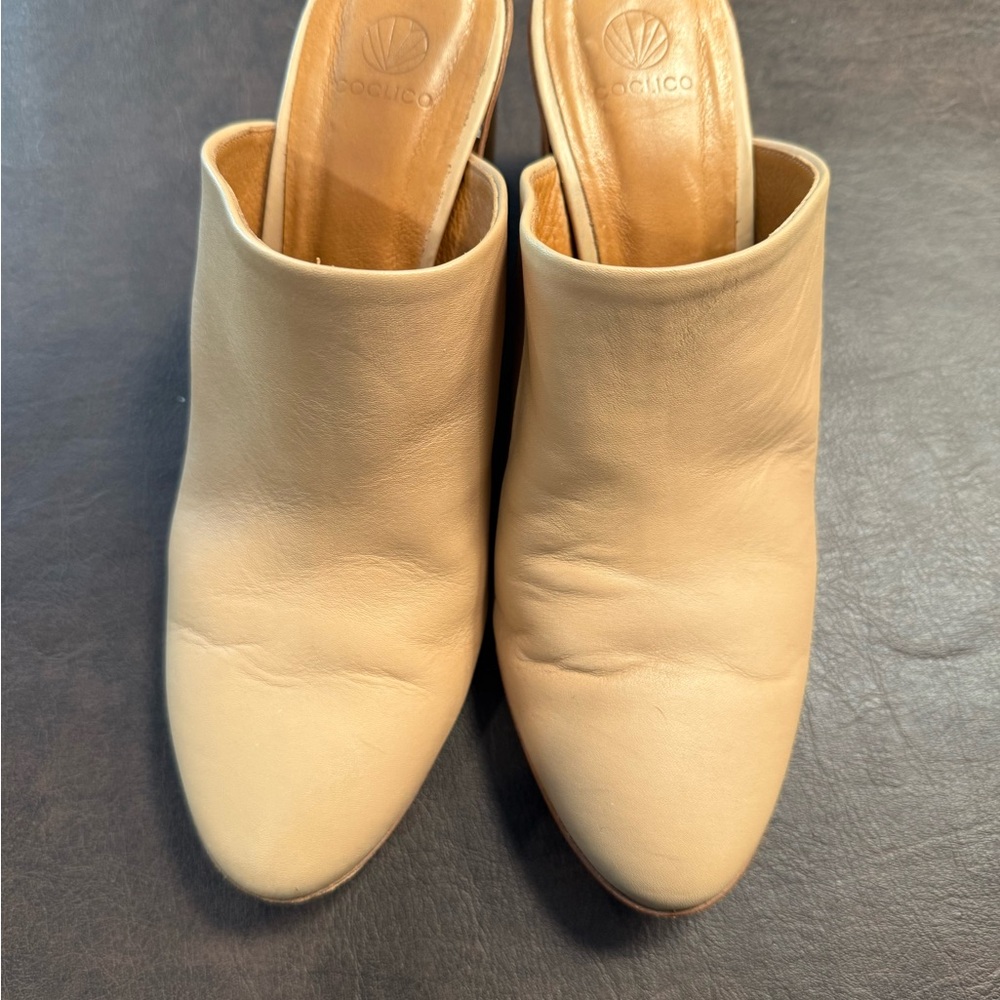 Coclico Tan Leather Mules